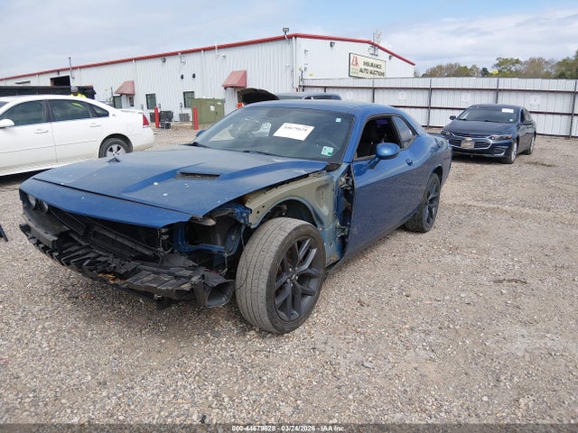 Продаж на аукціоні авто 2021 Dodge Challenger Sxt, vin: 2C3CDZAG6MH503426, номер лоту: 44679628