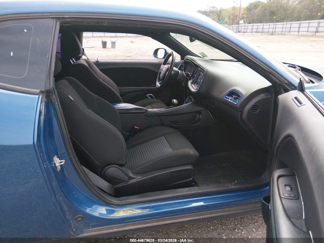 Продаж на аукціоні авто 2021 Dodge Challenger Sxt, vin: 2C3CDZAG6MH503426, номер лоту: 44679628