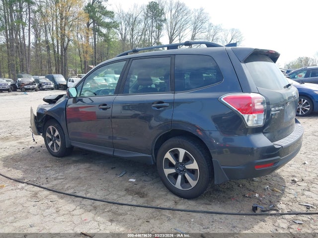 44679630 :رقم المزاد ، JF2SJAEC5HH457805 vin ، 2017 Subaru Forester 2.5i Premium مزاد بيع