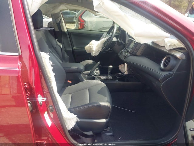 JTMYFREV3JD110917 Toyota Rav4 Limited