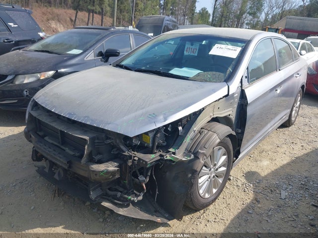 Aukcja sprzedaży 2016 Hyundai Sonata Hybrid Se, vin: KMHE24L19GA038144, numer aukcji: 44679660