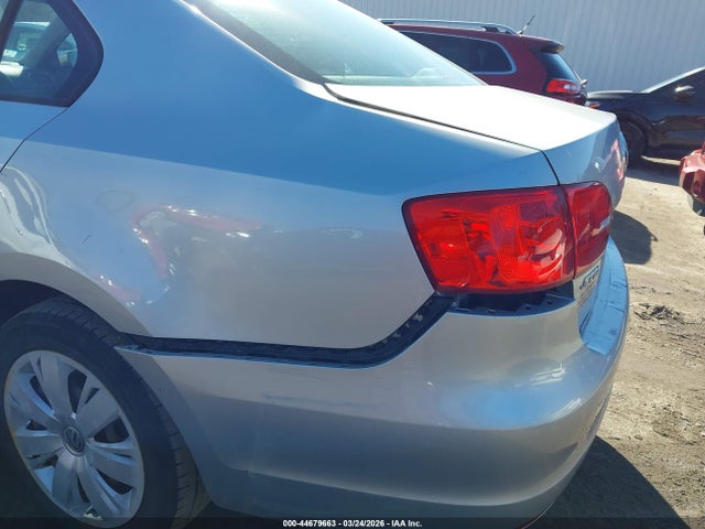Aukcja sprzedaży 2011 Volkswagen Jetta 2.5l Se, vin: 3VWDZ7AJ3BM320661, numer aukcji: 44679663