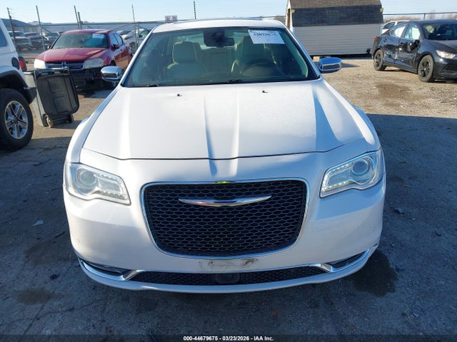Продаж на аукціоні авто 2015 Chrysler 300c Awd, vin: 2C3CCAKG9FH899602, номер лоту: 44679675