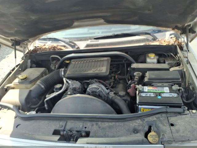 44679693 :رقم المزاد ، 1J8HG48N06C304046 vin ، 2006 Jeep Commander مزاد بيع
