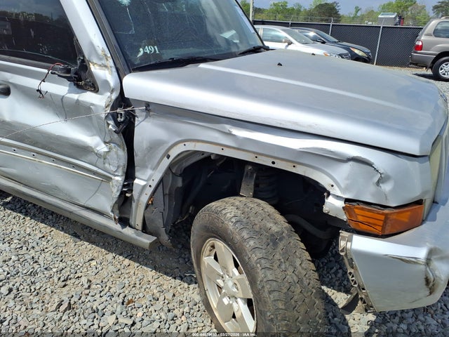 44679693 :رقم المزاد ، 1J8HG48N06C304046 vin ، 2006 Jeep Commander مزاد بيع