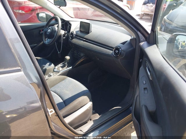 3MYDLBYVXJY318995 Toyota YARIS IA