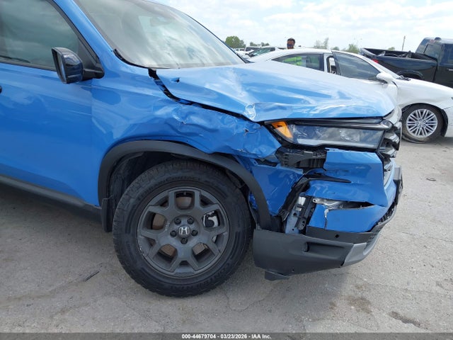 Продажа на аукционе авто 2023 Honda Pilot Awd Trailsport, vin: 5FNYG1H6XPB004520, номер лота: 44679704