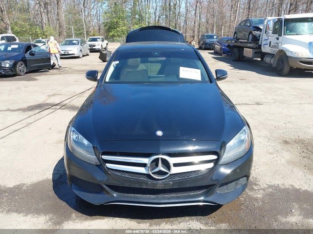 2016 Mercedes-benz C 300 4matic მანქანა იყიდება აუქციონზე, vin: 55SWF4KBXGU102642, აუქციონის ნომერი: 44679738