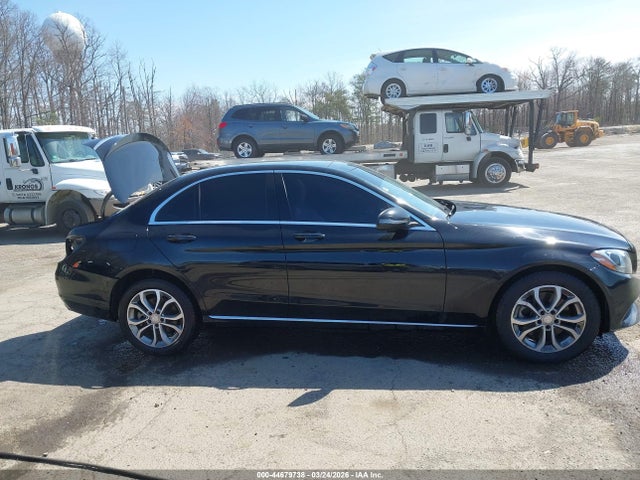 2016 Mercedes-benz C 300 4matic მანქანა იყიდება აუქციონზე, vin: 55SWF4KBXGU102642, აუქციონის ნომერი: 44679738