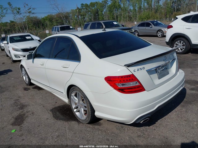 Aukcja sprzedaży 2012 Mercedes-benz C 250 Sport, vin: WDDGF4HB6CR230190, numer aukcji: 44679758