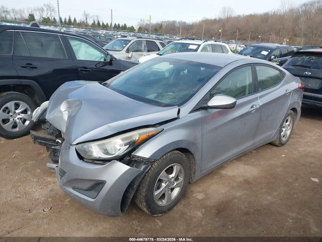 2015 Hyundai Elantra Se მანქანა იყიდება აუქციონზე, vin: 5NPDH4AE8FH647334, აუქციონის ნომერი: 44679778