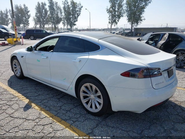 44679822 :رقم المزاد ، 5YJSA1E23HF177936 vin ، 2017 Tesla Model S 100d/60d/75d/90d/p100d مزاد بيع