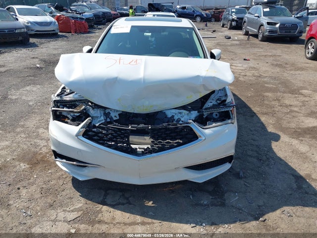 Продажа на аукционе авто 2020 Acura Tlx Standard, vin: 19UUB1F39LA016815, номер лота: 44679849