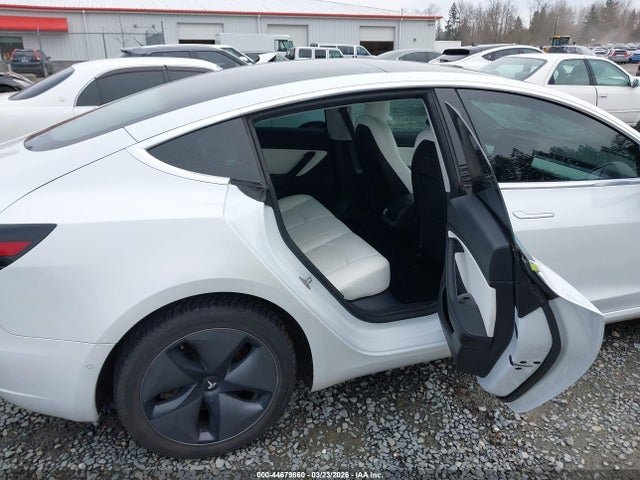 44679860 :رقم المزاد ، 5YJ3E1EBXLF719941 vin ، 2020 Tesla Model 3 Long Range Dual Motor All-wheel Drive مزاد بيع
