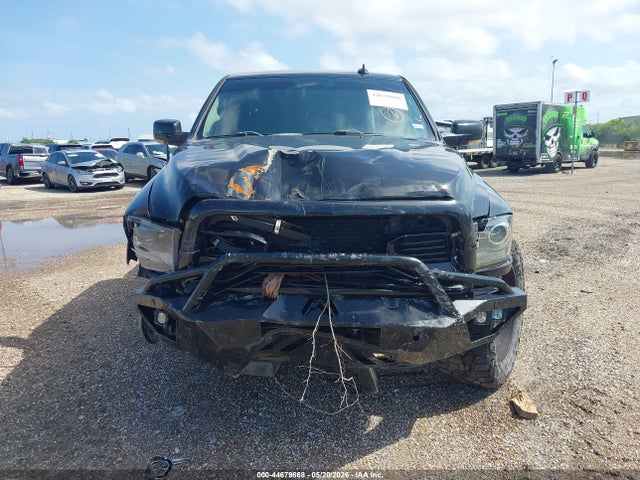 Продажа на аукционе авто 2018 Ram 2500 Laramie  4x4 6'4 Box, vin: 3C6UR5FL0JG405981, номер лота: 44679868