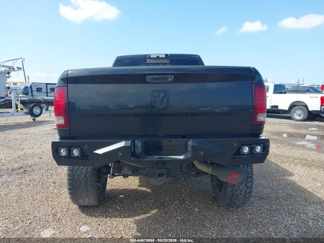 Продажа на аукционе авто 2018 Ram 2500 Laramie  4x4 6'4 Box, vin: 3C6UR5FL0JG405981, номер лота: 44679868
