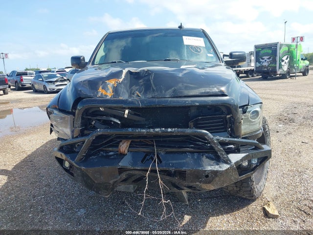 Продажа на аукционе авто 2018 Ram 2500 Laramie  4x4 6'4 Box, vin: 3C6UR5FL0JG405981, номер лота: 44679868