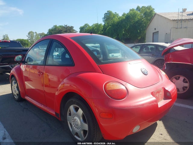 1998 Volkswagen New Beetle მანქანა იყიდება აუქციონზე, vin: 3VWBB61C7WM007741, აუქციონის ნომერი: 44679898