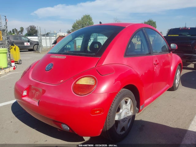 1998 Volkswagen New Beetle მანქანა იყიდება აუქციონზე, vin: 3VWBB61C7WM007741, აუქციონის ნომერი: 44679898