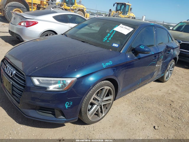 2020 Audi A3 Premium 40 Tfsi Front-wheel Drive S Tronic მანქანა იყიდება აუქციონზე, vin: WAUAUGFF5LA102421, აუქციონის ნომერი: 44679916