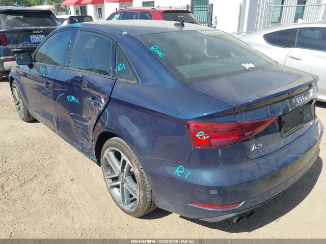 2020 Audi A3 Premium 40 Tfsi Front-wheel Drive S Tronic მანქანა იყიდება აუქციონზე, vin: WAUAUGFF5LA102421, აუქციონის ნომერი: 44679916
