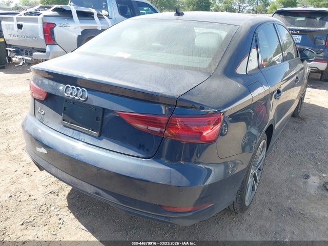 2020 Audi A3 Premium 40 Tfsi Front-wheel Drive S Tronic მანქანა იყიდება აუქციონზე, vin: WAUAUGFF5LA102421, აუქციონის ნომერი: 44679916
