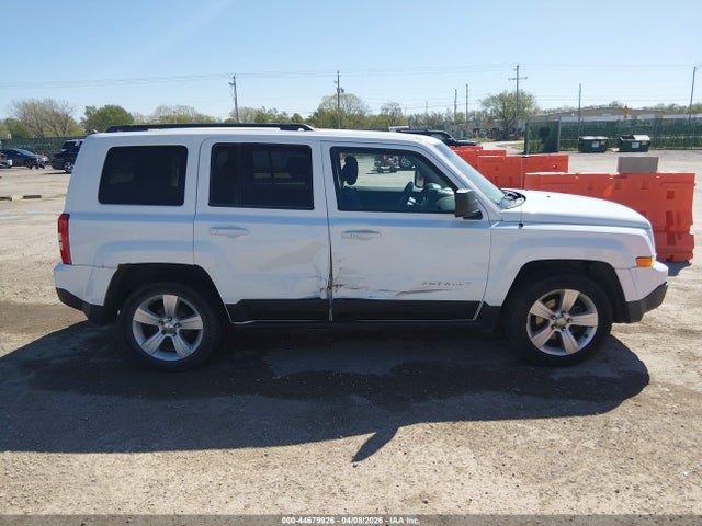 2014 Jeep Patriot Latitude მანქანა იყიდება აუქციონზე, vin: 1C4NJPFA7ED617925, აუქციონის ნომერი: 44679926