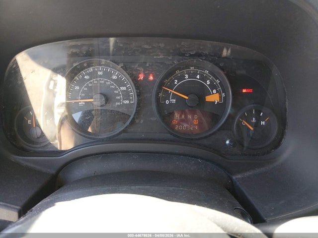 2014 Jeep Patriot Latitude მანქანა იყიდება აუქციონზე, vin: 1C4NJPFA7ED617925, აუქციონის ნომერი: 44679926