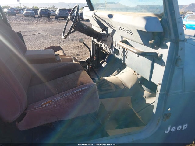 Продаж на аукціоні авто 1983 Jeep Jeep Cj7, vin: 1JCCN87A8DT073714, номер лоту: 44679931