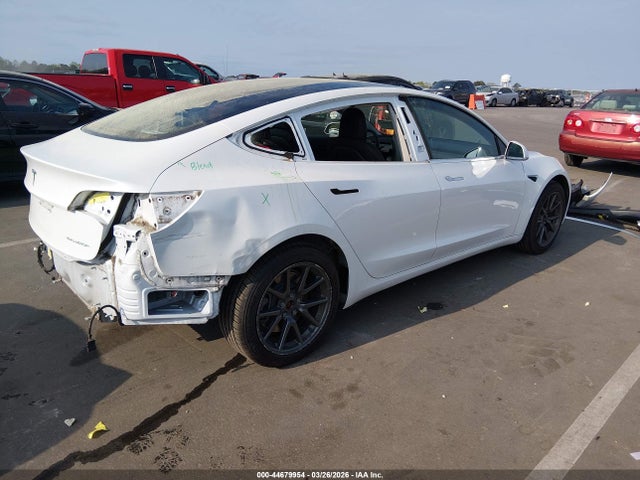 Продажа на аукционе авто 2019 Tesla Model 3 Long Range/performance, vin: 5YJ3E1EB4KF452987, номер лота: 44679954