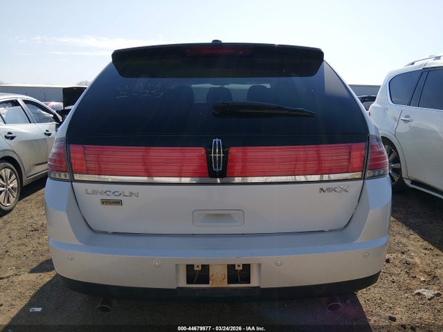 44679977 :رقم المزاد ، 2LMDJ6JC4ABJ25545 vin ، 2010 Lincoln Mkx مزاد بيع