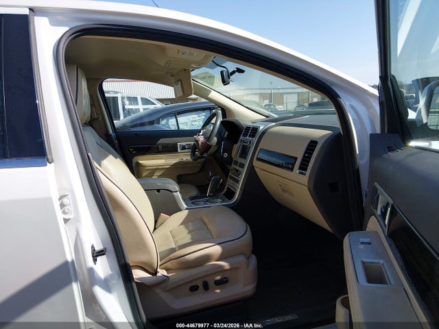 44679977 :رقم المزاد ، 2LMDJ6JC4ABJ25545 vin ، 2010 Lincoln Mkx مزاد بيع