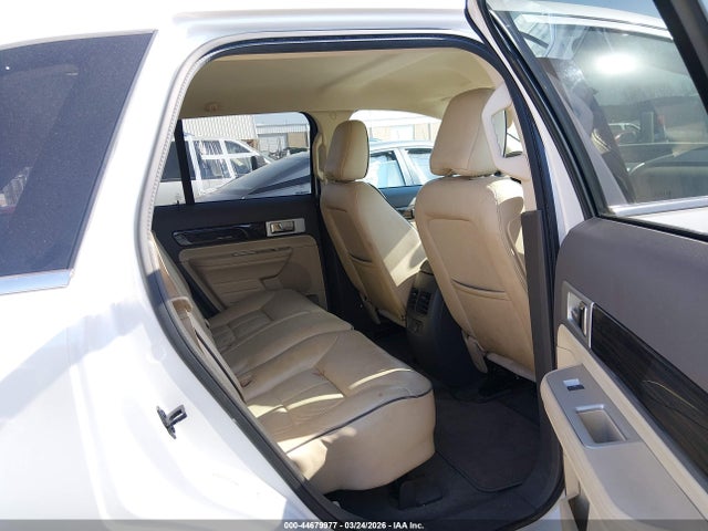 44679977 :رقم المزاد ، 2LMDJ6JC4ABJ25545 vin ، 2010 Lincoln Mkx مزاد بيع