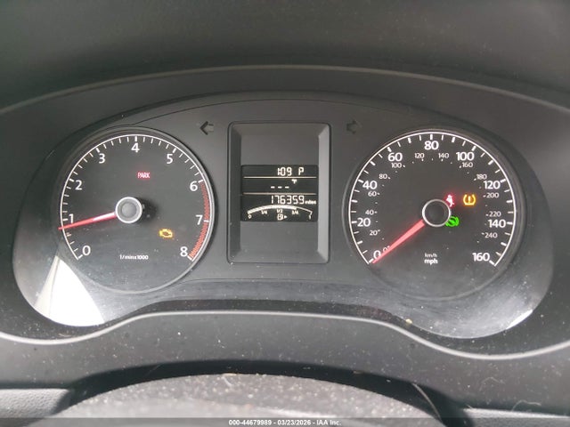 Продажа на аукционе авто 2013 Volkswagen Jetta 2.0l S, vin: 3VW2K7AJ6DM403371, номер лота: 44679989