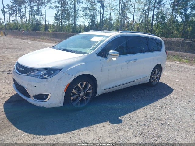 2020 Chrysler Pacifica Limited მანქანა იყიდება აუქციონზე, vin: 2C4RC1GG4LR238418, აუქციონის ნომერი: 44679990