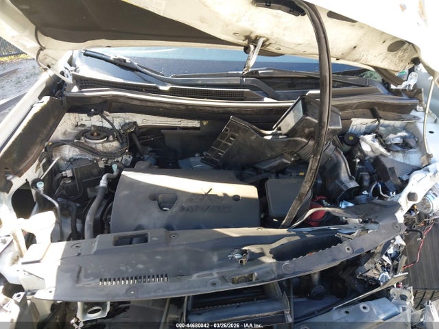 2017 MITSUBISHI OUTLANDER JA4AD3A39HZ068026 Photo 9