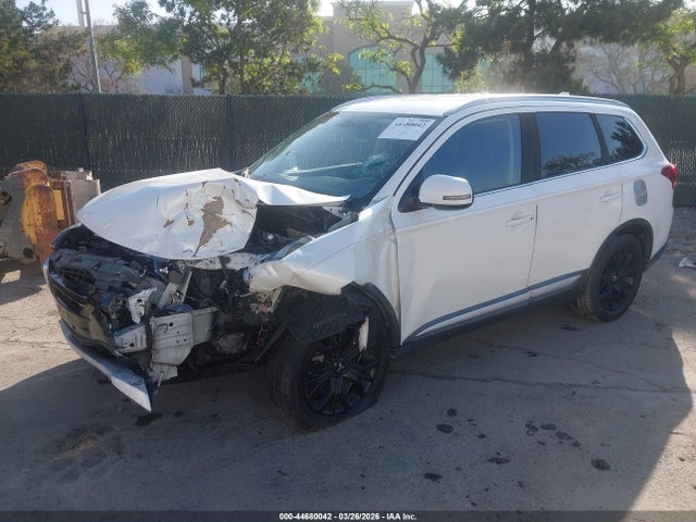 2017 MITSUBISHI OUTLANDER JA4AD3A39HZ068026 Photo 1