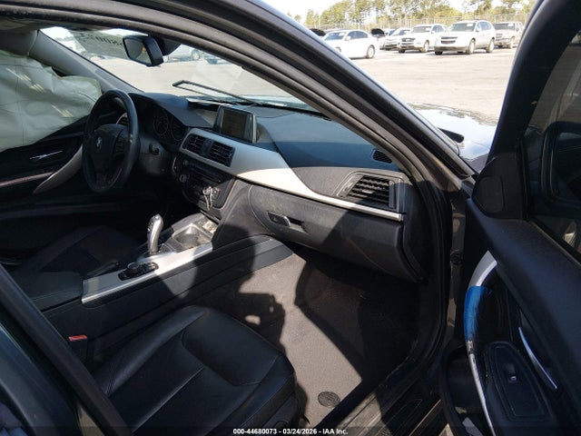 Продаж на аукціоні авто 2014 Bmw 320i, vin: WBA3B1C57EPV79424, номер лоту: 44680073