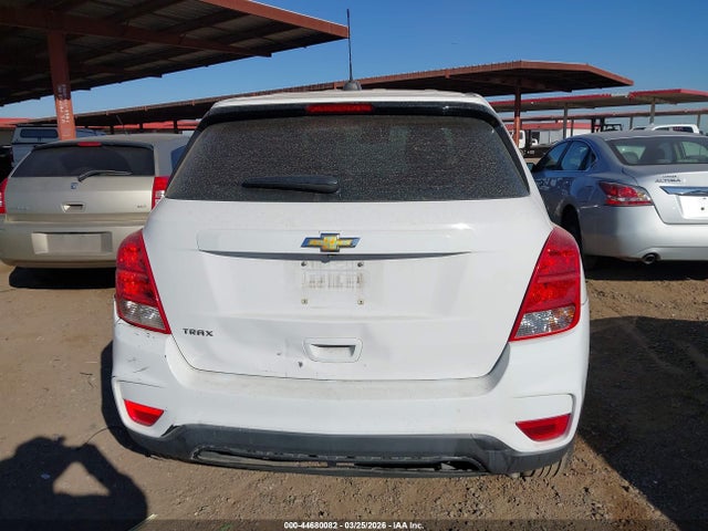 Chevrolet TRAX LS 2019 3GNCJKSB2KL358640 Image 16