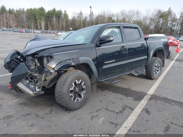 44680110 :رقم المزاد ، 3TMCZ5AN7HM091612 vin ، 2017 Toyota Tacoma Trd Off Road مزاد بيع