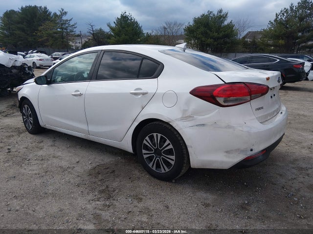 Продажа на аукционе авто 2018 Kia Forte Lx, vin: 3KPFL4A71JE262431, номер лота: 44680115