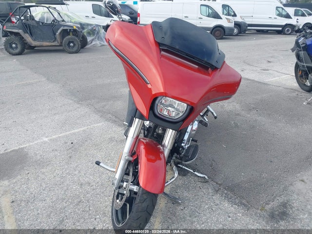 2024 HARLEY-DAVIDSON FLHX 1HD1KB721RB653468 Photo 4