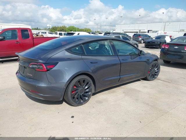 2022 Tesla Model 3 Performance Dual Motor All-wheel Drive მანქანა იყიდება აუქციონზე, vin: 5YJ3E1EC9NF275642, აუქციონის ნომერი: 44680170
