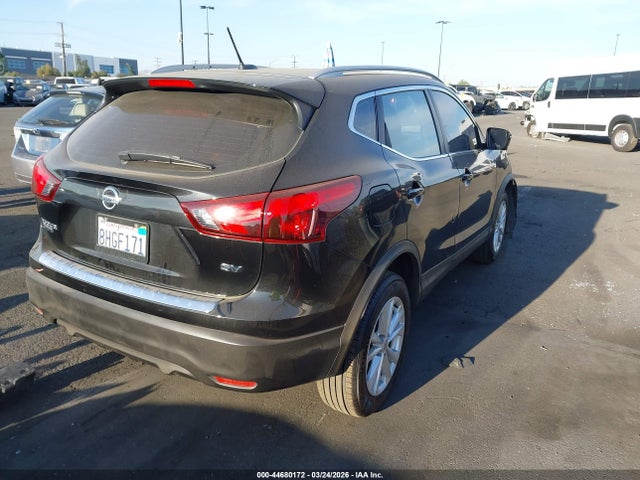 JN1BJ1CP7JW152668 Nissan Rogue Sport Sv