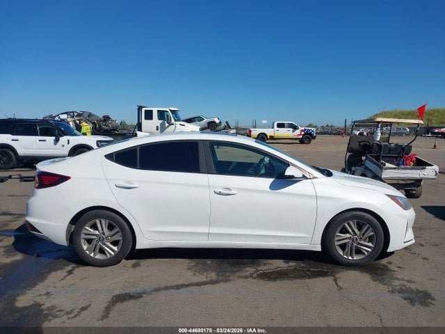 5NPD84LFXKH421599 Hyundai Elantra Value Edition
