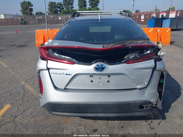 Toyota Prius Prime Premium 2018 JTDKARFP6J3095064 Image 16