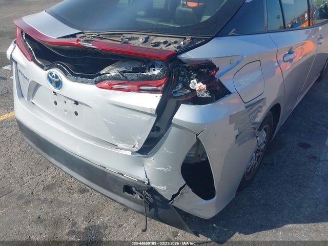 Toyota Prius Prime Premium 2018 JTDKARFP6J3095064 Image 6