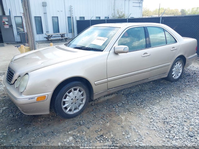 Продажа на аукционе авто 2001 Mercedes-benz E 320, vin: WDBJF65JX1B272163, номер лота: 44680216