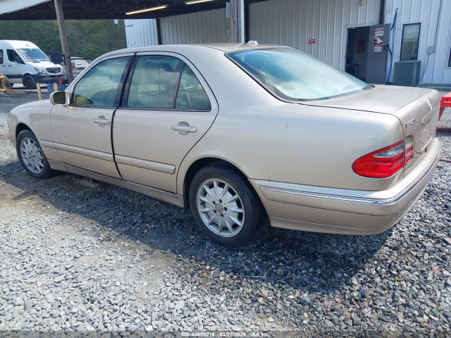 Продажа на аукционе авто 2001 Mercedes-benz E 320, vin: WDBJF65JX1B272163, номер лота: 44680216