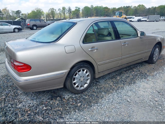 Продажа на аукционе авто 2001 Mercedes-benz E 320, vin: WDBJF65JX1B272163, номер лота: 44680216